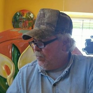 Meet your Posher, Larry